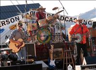 Mission Mountain Wood Band draws crowds to Polson park
