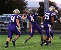 Pirates dazzle at homecoming