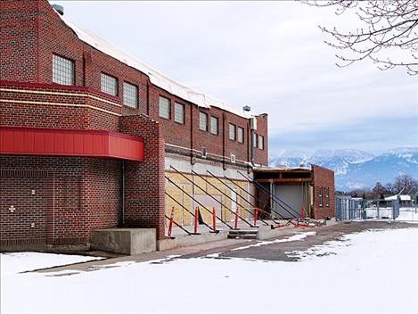 Some metal bracing can be seen on the south wall of the Linderman Gym. Nine braces were placed on the south wall and five on the north wall.