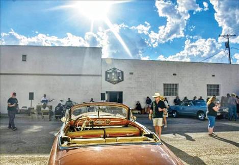 Car show starts new tradition at Co-op Brewery