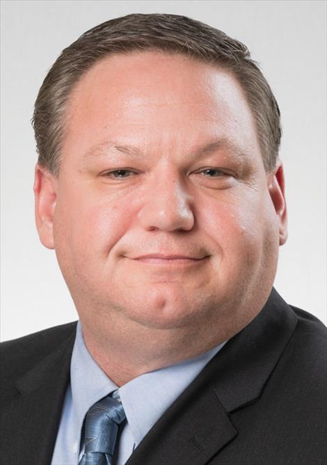 Sen. Jason Ellsworth,  R-Hamilton