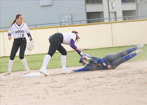 McKenna Hanson applies a tag on a Libby steal attempt.