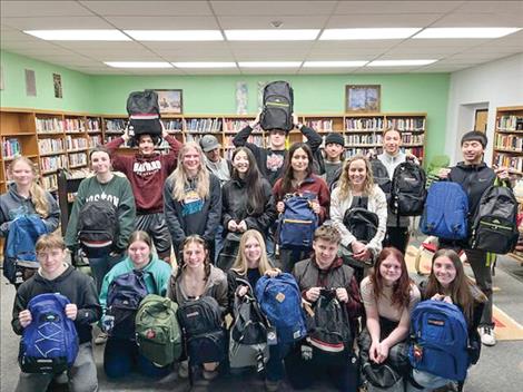 RHS National Honor Society, Helping Hands support those in need with ‘Blessing Bags’