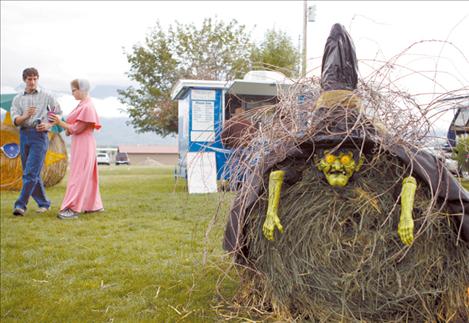 Ronan’s fourth annual Harvest Fest, scheduled for Saturday, Sept. 15, at the Ronan Visitors Center, will feature a hay bale decorating contest, dessert contest, pumpkin bowling and other fall-related family activities.