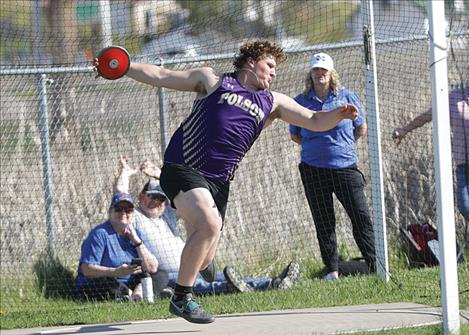 Polson Pirate Astin Brown wins the discus event with a throw of 157’4.