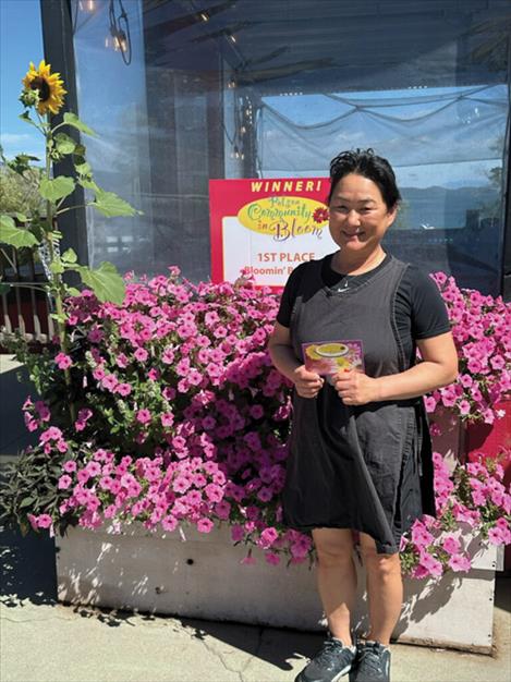 Oak’s Korean Kitchen won first place for best bloomin’ business