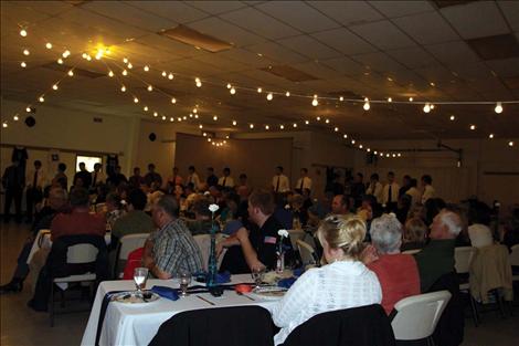 Twinkling lights and elegant place settings met guests at the Mission Valley Mariners black-tie dinner. 