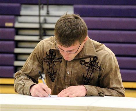 Jacen Peterson signs letter of intent for Arizona State University.