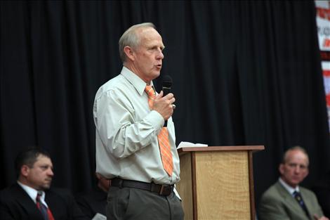 Guest speaker Gale Decker shared experiences from his life to encourage and prepare the graduates.