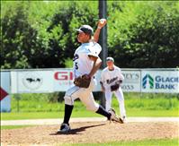 Mariners pick up undefeated Districts title, head to State tourney