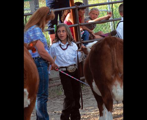 Megan Evelo speaks with Judge Virginia Kerr.