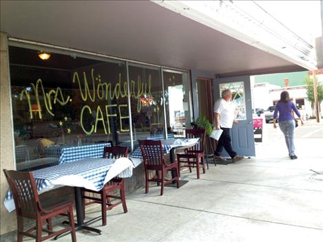 Customers visit Mrs. Wonderful’s Marmalade Cafe on the corner of Third and Main Street. 