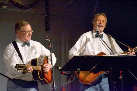 The ShamRockers quintet released their third CD, “A-Soalin’” at Saturday’s Christmas concert at the Theatre on the Lake.