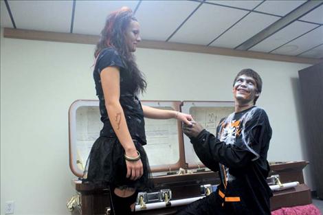 Dayday Moran proposes to Alexis Moran in front of a real coffin during the prom. 