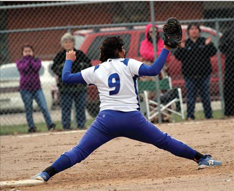 Lady Bulldog first baseman Emilie Charlo stretches for the out. 