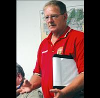 Rural fireboard retains fire chief