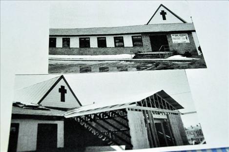 Historical photos show the construction of the St. Paul Lutheran Church building. 