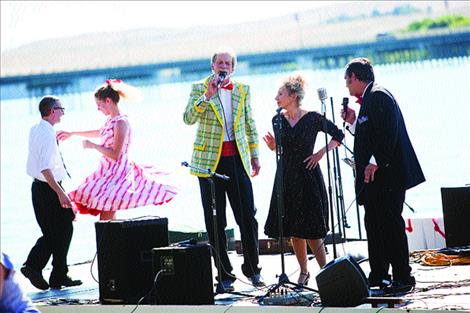 Port Polson Players give the audience a sample of “Breaking Up Is Hard To Do,” a musical comedy opening Thursday.