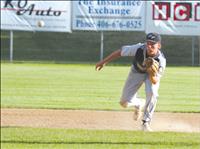 Mariners end season at Districts, but not without glory