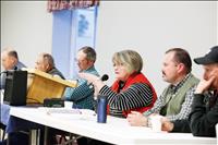 Irrigation candidates discuss issues 