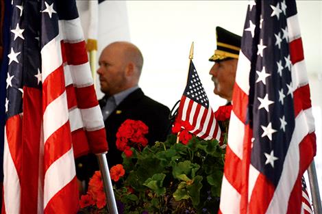 Gerald Molen speaks during the memorial ceremony.