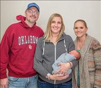 Polson mayor gives birth to first baby of 2017