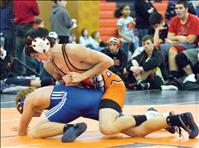 Local wrestlers go big at divisionals