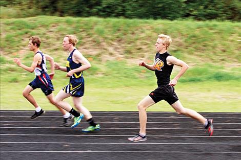 Ronan’s Jackson Duffey races past competitors.