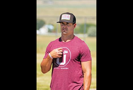 Buffalo Bills player Colt Anderson gives a motivational talk to camp goers.