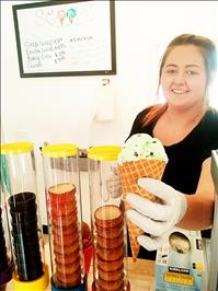 New ice cream shop offers 24 flavors 