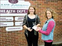 Local teen wins gift card for getting vaccines