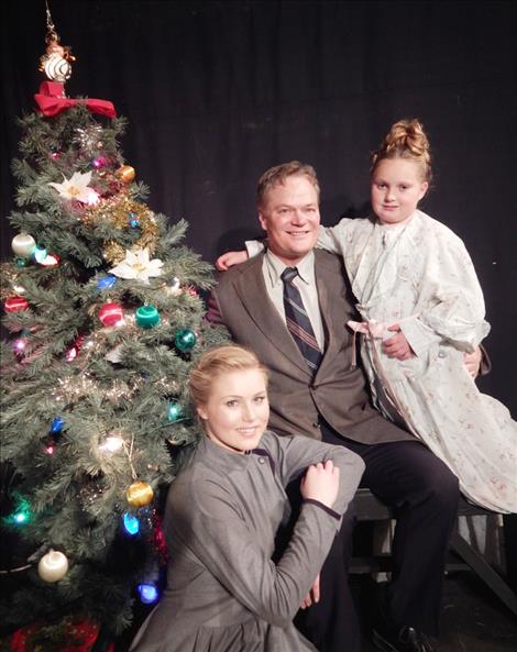  Pictured: Veronica Marquardt (Mary Bailey), Matt Sisler (George Bailey) and Brynlee Jennison (Zuzu Bailey)