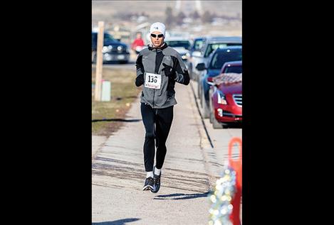 Mike Sitter finishes first in the men’s division and second overa