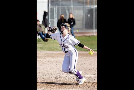 Polson pitcher Katelyne Druyvestein winds up.