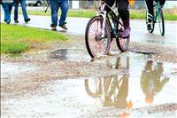 Community bike ride encourages outdoor activity