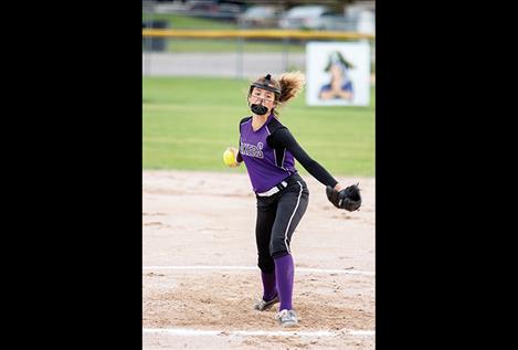 14U Polson Lakers’ Nikki Kendall fires some heat on Friday evening.