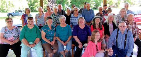 Bread Basket volunteers