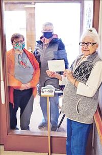 Assisted living facility coordinates in-house fundraiser for food banks