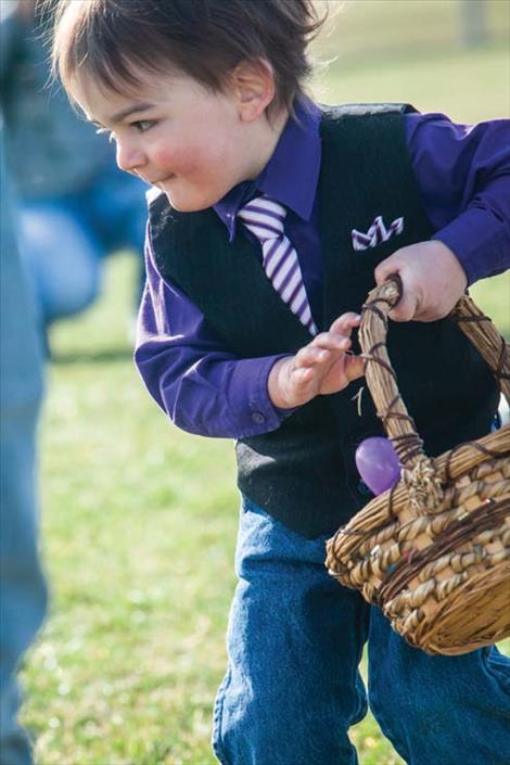 St. Ignatius Easter Egg Hunt sponsored by the St. Ignatius Chamber of Commerce.