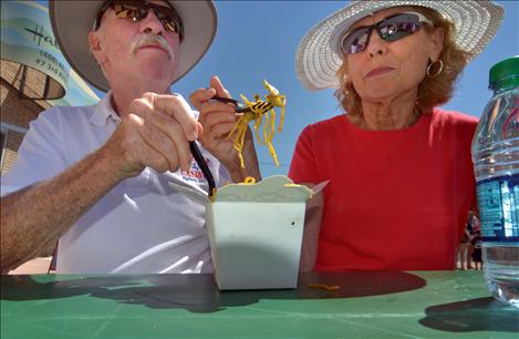 Herb and Bonnie Kimbell of Polson share a noodle dish.