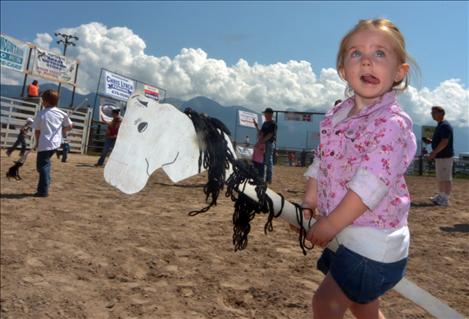 Pioneer Days Kiddie Slicker Rodeo, Stick Horse Race