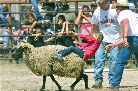 Pioneer Days Kiddie Slicker Rodeo, Mutton Bustin'