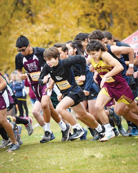 Mission Bulldog Zoran Lafrombois searches for clear running room at the start of the race.