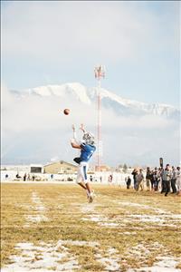 Huskies beat Bulldogs in state championship